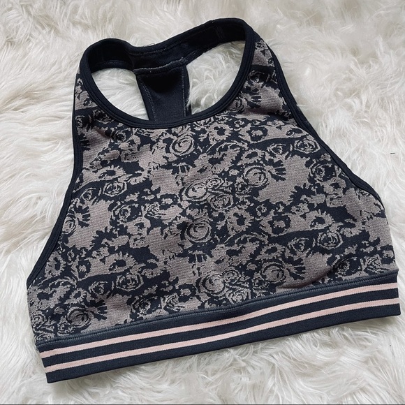 Fabletics Other - FABLETICS Brynn Seamless Sports Bra WOMENS Small Pink/Grey